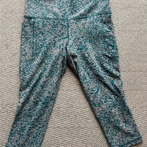 Athleta Teal and Grey Capri leggings